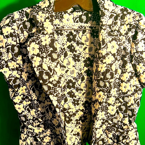 M women Blazer George Lapel Collar Two Front Pockets Buttoned Down Short Sleeve - Picture 13 of 14